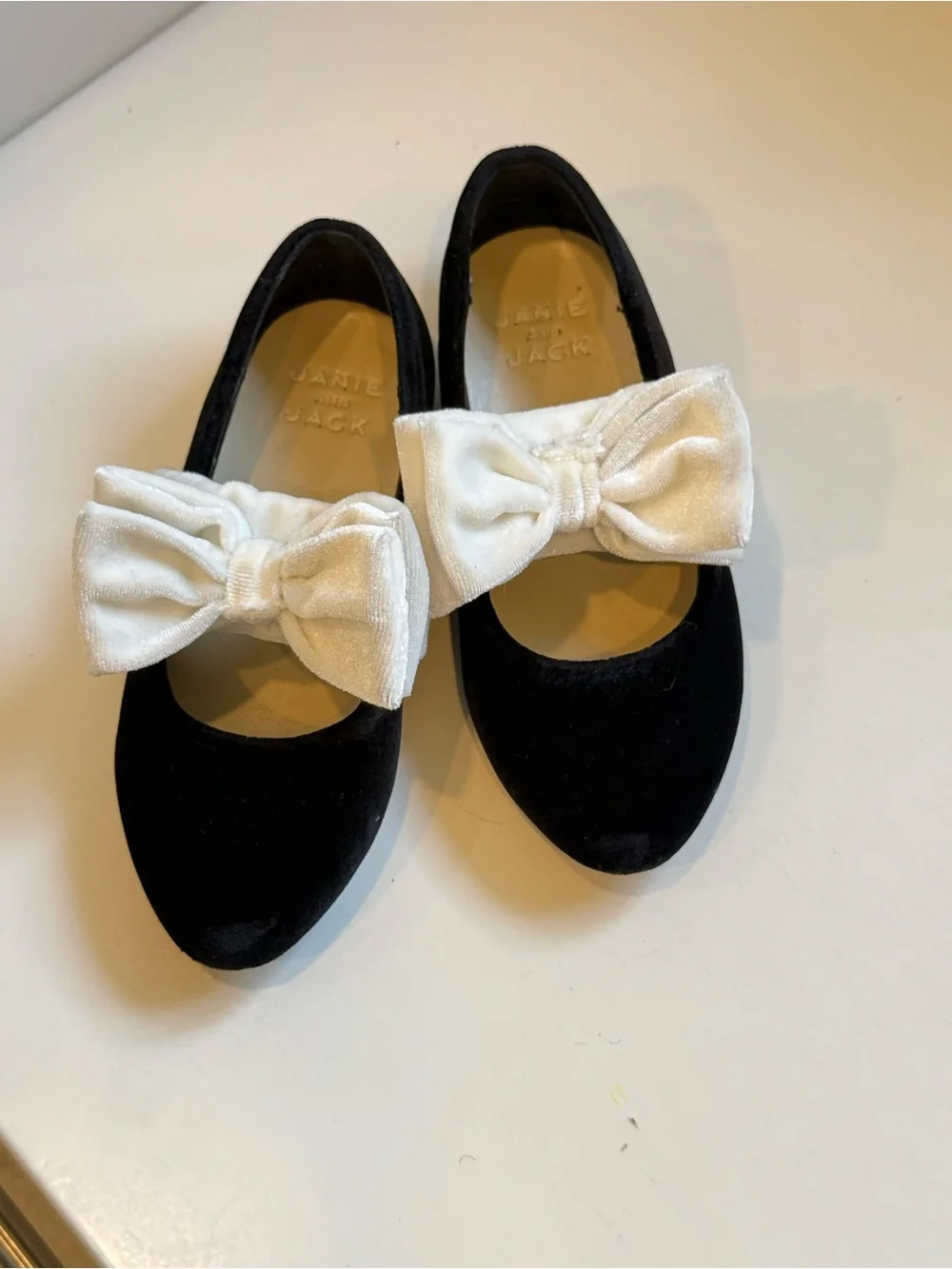 Janie and Jack Black Velvet Mary Jane Shoes with White Bow